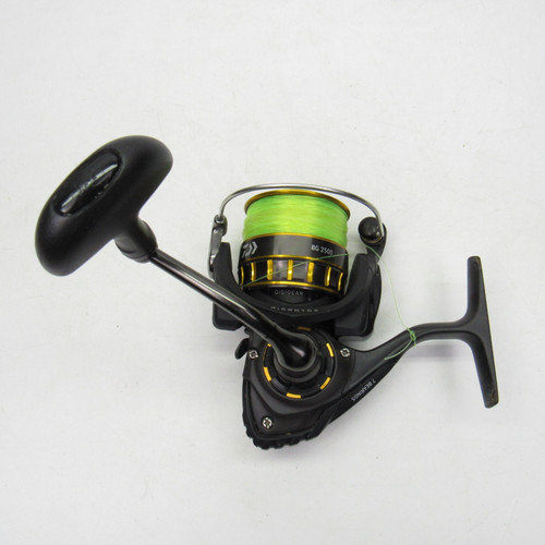 Daiwa 2500 spinning - daiwa, bg