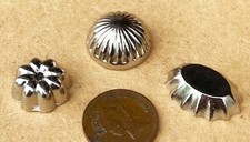 Dolls House 3 Metal Jelly Moulds Miniature Kitchen Food Silver Colour 342 tumdee