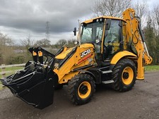 JCB 3cx Digger Loader Excavator forklift Demolition Site crusher screener hire