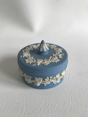 Wedgwood blue jasperware - wedgwood,