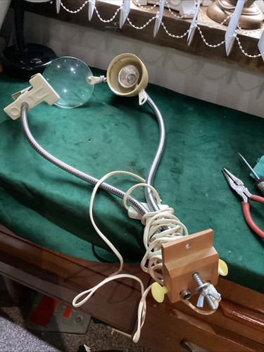 Magnifying swing arm the - swing,