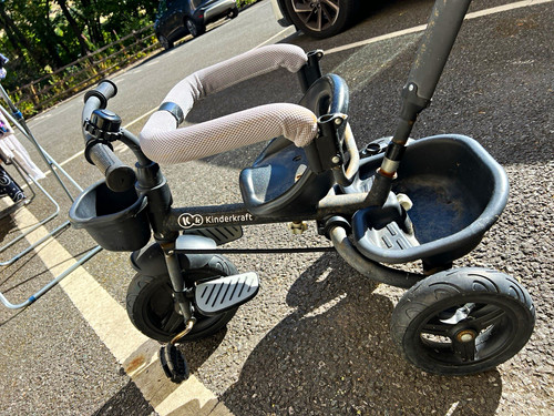 Kinderkraft push along trike - push,