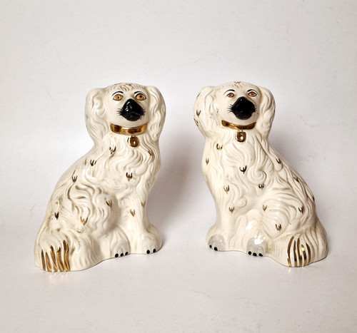 Pair royal doulton wally - pair,