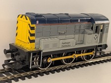 Hornby R2008 Class 08 08661