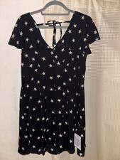 ASOS DESIGN Petite flutter