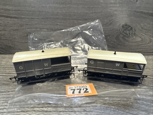 Hornby 20t wagons - 2, gauge