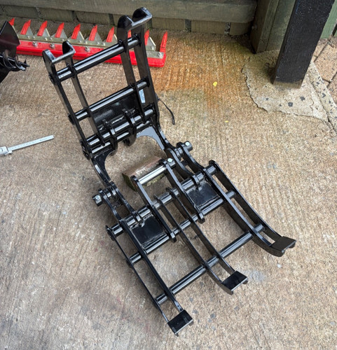 Brand new mini digger - mini, finger