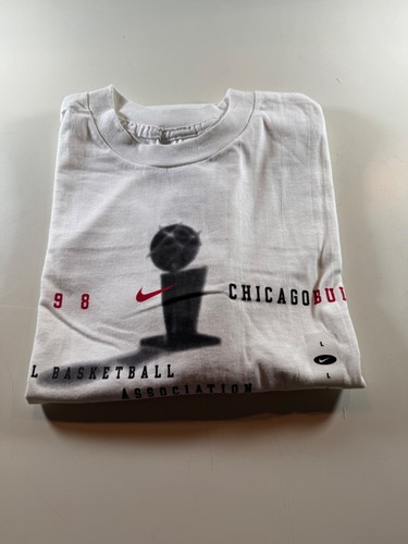 Chicago bulls vintage shirt - bulls,