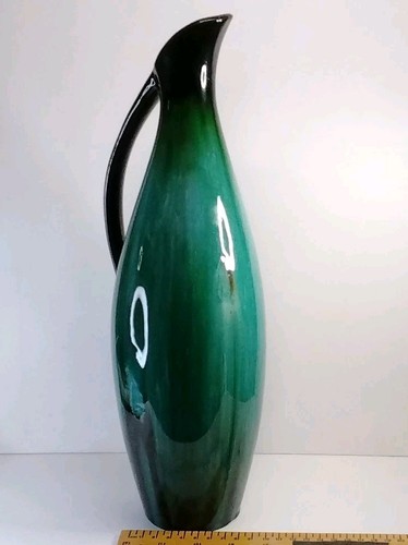 Stunning green black blue - &,