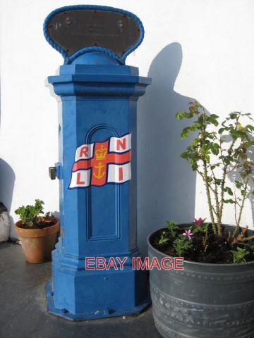 Photo rnli charity box - rnli,
