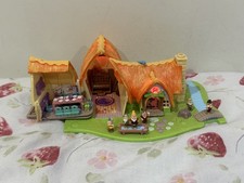 Vintage Disney Polly Pocket 1995 Snow White & Seven Dwarfs Cottage Lights Up