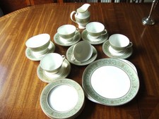ROYAL DOULTON TEA CUPS SAUCERS