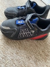 Boys adidas star wars trainers Size 9.5K