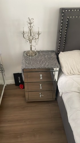 Mirrored cabinet - mirrored,