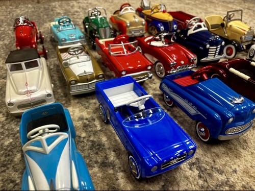 Hallmark pedal car kiddie - hallmark,