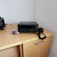 Yaesu FT 450D
