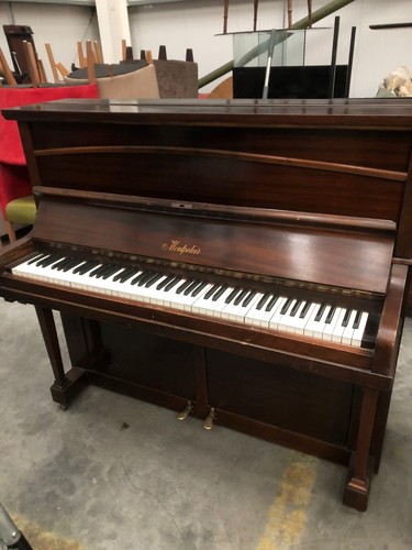 Upright piano - upright,