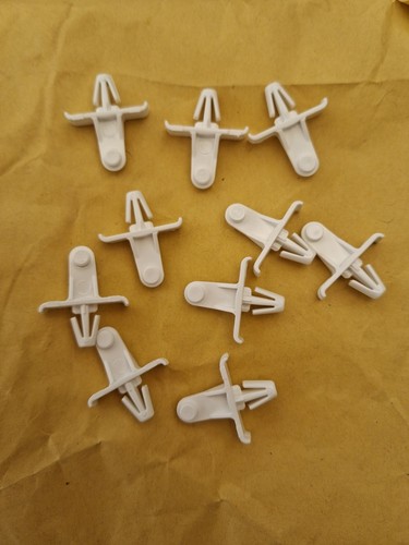 Vinyl shutter clips - x,