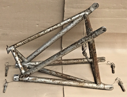 Vintage winch mounting - vintage,