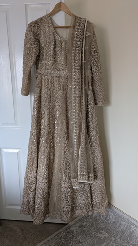 Elegant south asian - elegant,