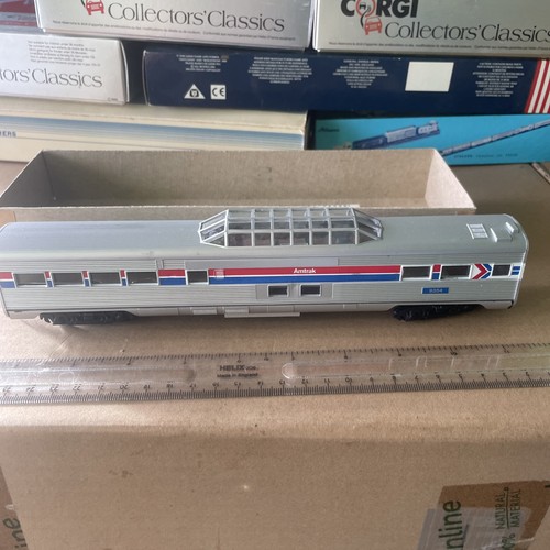 Athearn scale amtrak coach - ho,