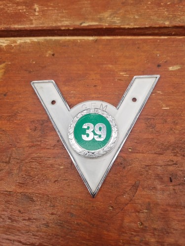 Vintage veteran motorist - veteran, badge