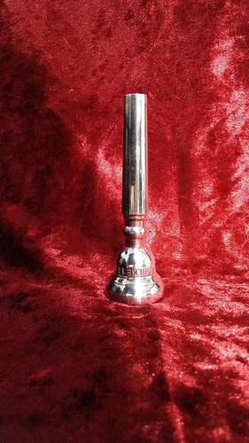 Schilke mouthpiece used - schilke,