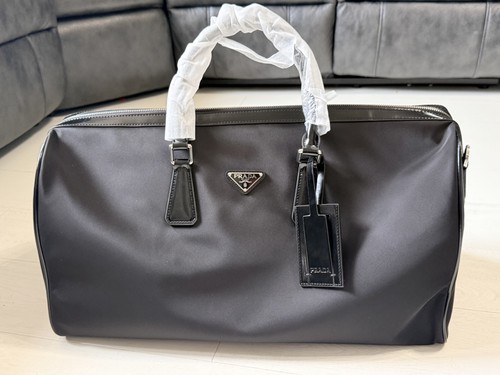 Prada nylon saffiano - prada, re-nylon