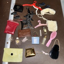 Vintage 1960s 70s Pedigree Sindy tress patch size Doll lovely  accessories 