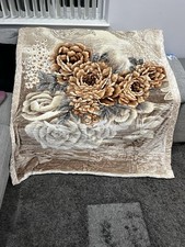 Bed Or Settee Throw Very Soft Fleece With Floral Print