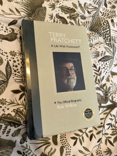 Signed terry pratchett - signed,