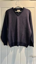 Wolsey Navy V-Neck Jumper –