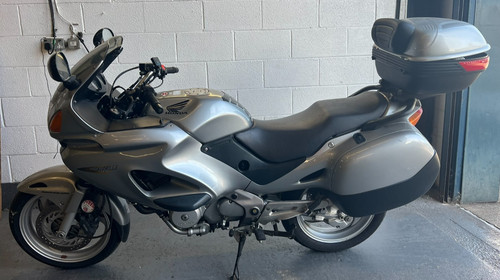 Honda deauville 650 9500 - 650,