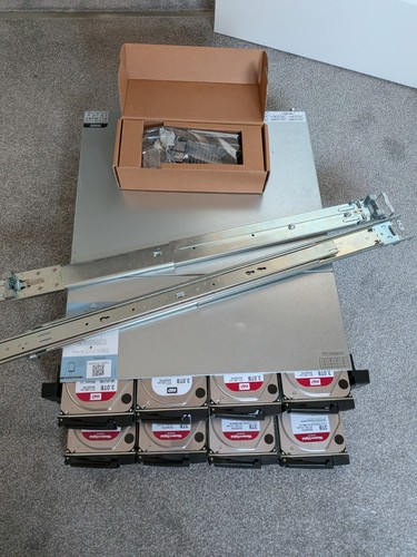 Qnap 1273u 12x 5 - , 3.5"