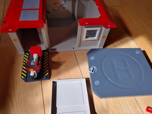 Playmobil fire station - playmobil,