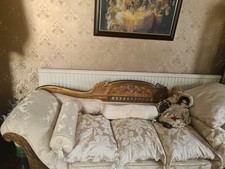 VICTORIAN ORIGINAL  LARGE  2/3  SEATED SOFA CARVED CENTRAL BACK CREAM DAMASK EXT