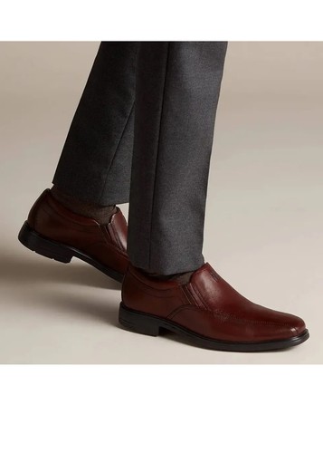 Clarks mens bnib slip shoes - bnib,