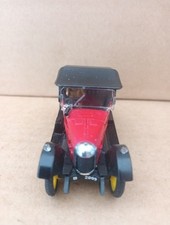 Triang Spot On -Bull Nose Morris Cowley.     p18