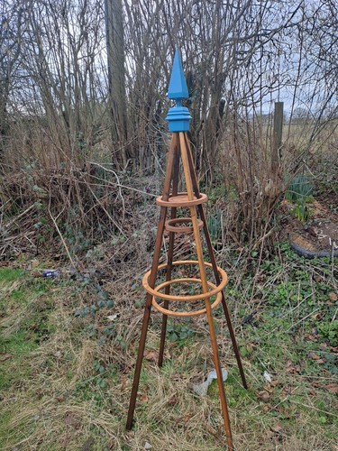 Wooden plant obelisk - obelisk, climbing