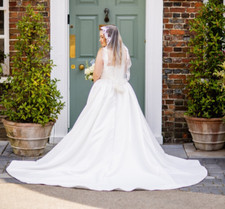 Bridal mantilla veil with floral beaded lace edge, fingertip length, ivory tulle