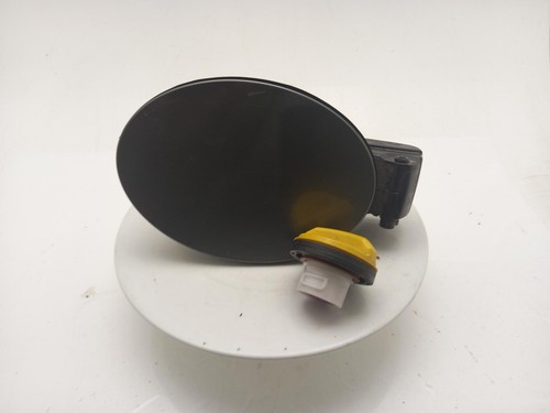Jaguar pace fuel filler - fuel, flap