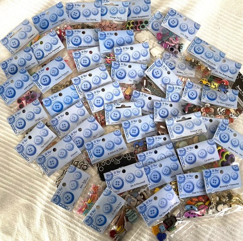 Dress buttons hobbies - it,
