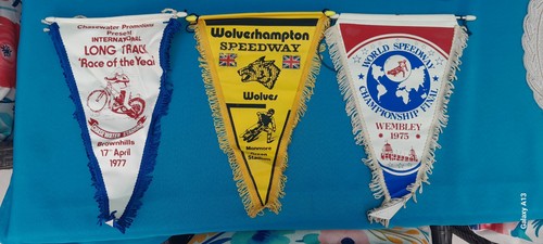 Speedway pennants 1970s - pennants,