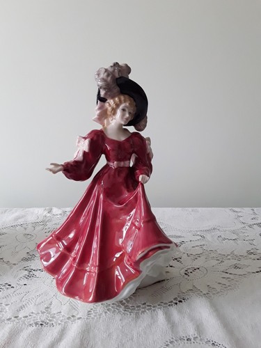 Royal doulton figurine 3365 - royal,