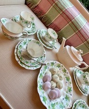  ROYAL CROWN DERBY Tea set