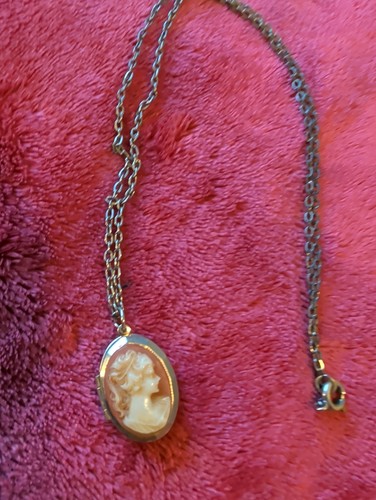 Vintage cameo locket - vintage,