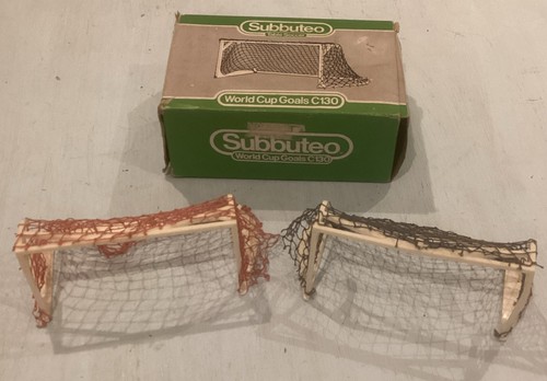 Subbuteo c130 world cup goals - subbuteo,