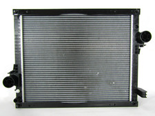 Radiator AL115003 Fits John Deere Tractors 6510, 6600, 6610, 6800, 6810