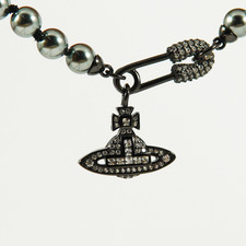 Vivienne Westwood Gun Metal Safety Pin Pearl Necklace W Crystals & Gift Box Set