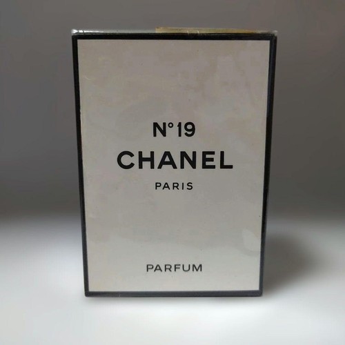 Chanel 19 no - chanel,